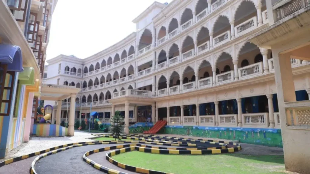 GOKUL SCHOOL, PUNE